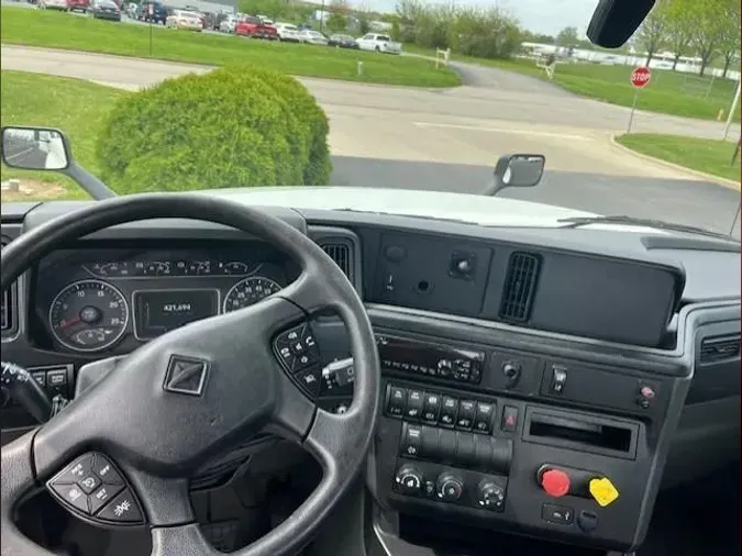 2020 International LT625