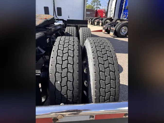 2022 Peterbilt 567