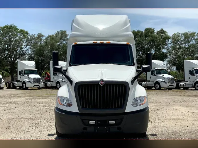 2021 INT LT625 6x4