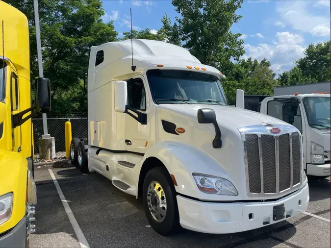 2022 Peterbilt 579