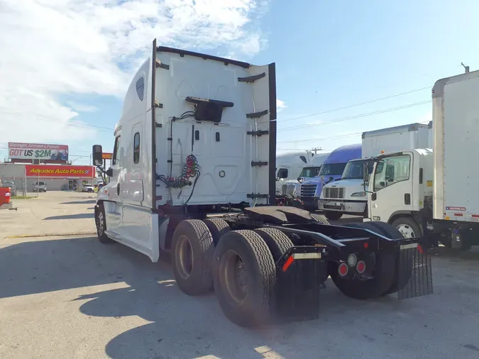 2019 FREIGHTLINER/MERCEDES CASCADIA 125