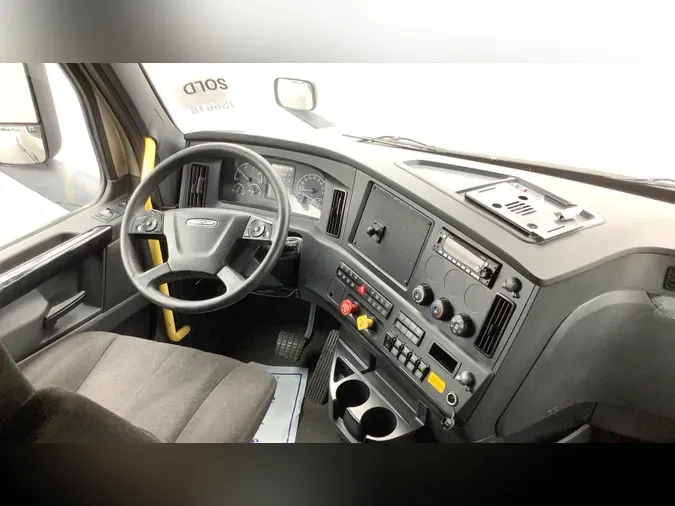 2024 Freightliner Cascadia 1266854626b04f4ff3e6006e68073c90103