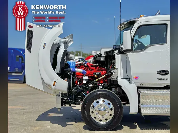 2025 KENWORTH T880