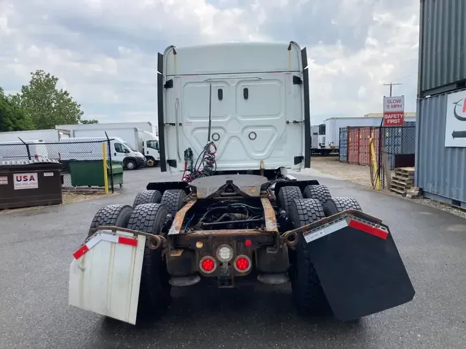 2020 FREIGHTLINER/MERCEDES NEW CASCADIA PX126646858d081cb02aeec0aead4a3ee8b6f04