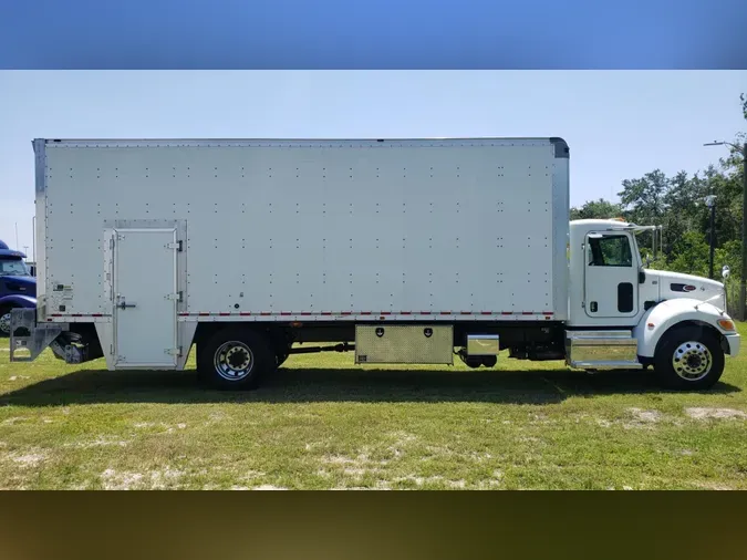 2020 Peterbilt 337