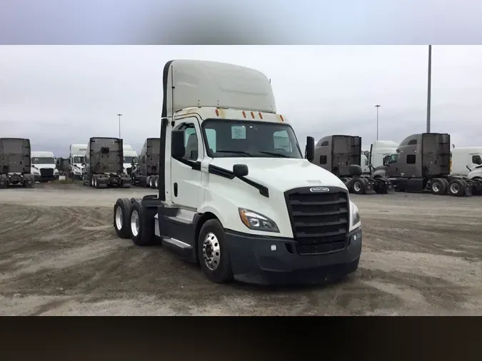 2020 Freightliner Cascadia 126685bb95a36209801c030a8b6cb61a656