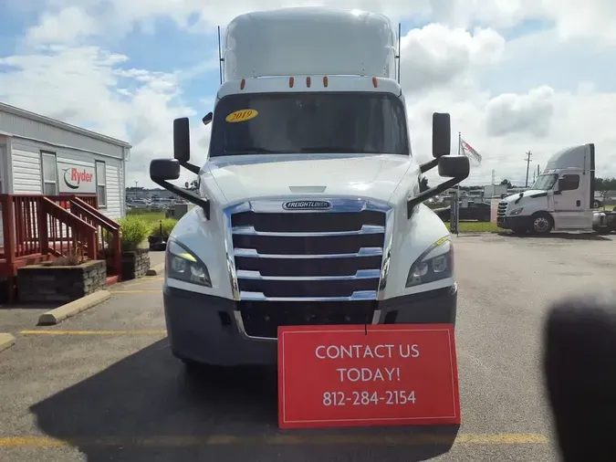 2019 FREIGHTLINER NEW CASCADIA PX12664