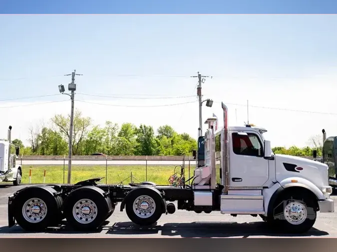 2022 PETERBILT 567
