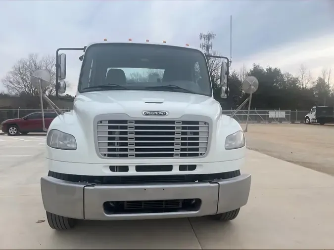 2019 FREIGHTLINER/MERCEDES M2 106