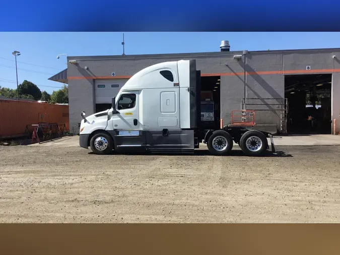 2021 Freightliner Cascadia 12668665429fa3a0aa2cfda00db749c5b41