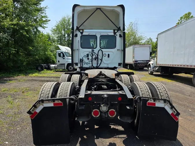 2019 FREIGHTLINER NEW CASCADIA PX12664