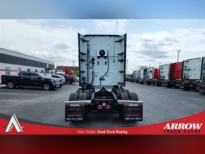 2020 FREIGHTLINER CA126
