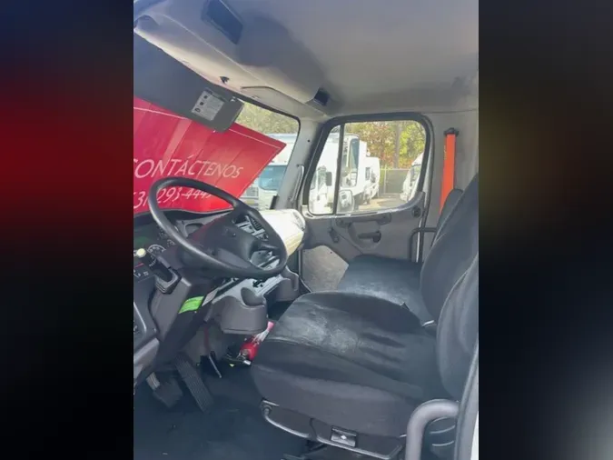 2017 FREIGHTLINER/MERCEDES M2 106