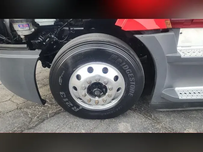 2022 FREIGHTLINER CA126