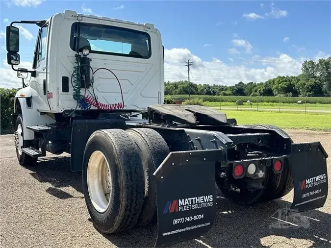 2011 INTERNATIONAL DURASTAR 4400