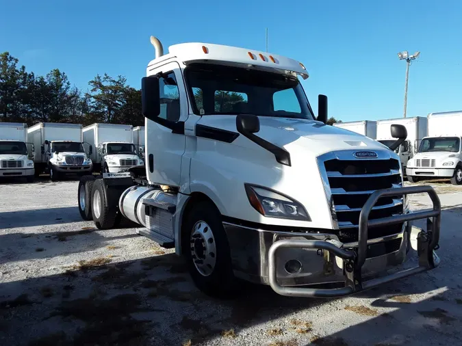 2020 FREIGHTLINER/MERCEDES NEW CASCADIA PX12664