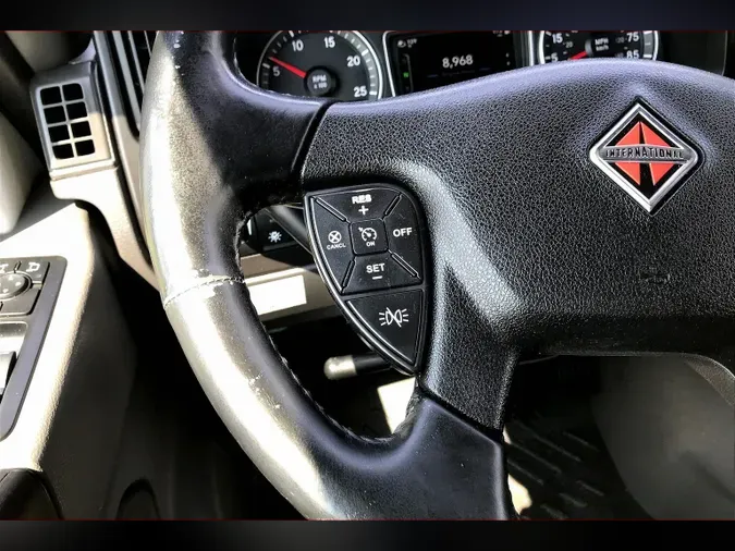 2021 INT LT625 6x4