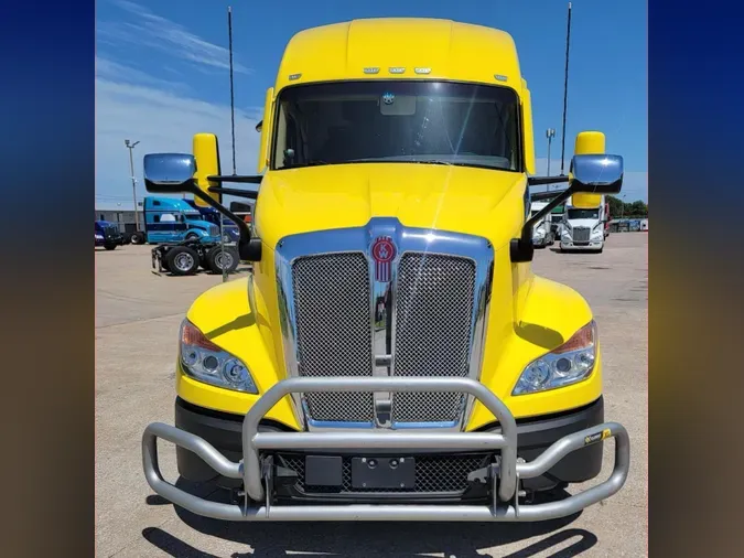 2023 Kenworth T680