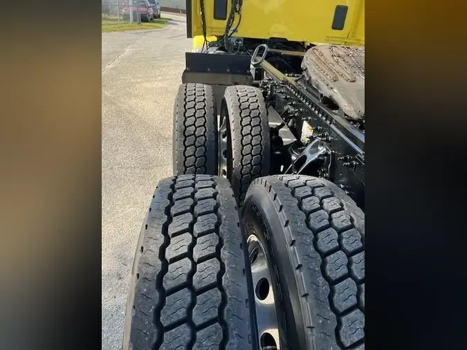 2021 Peterbilt 579