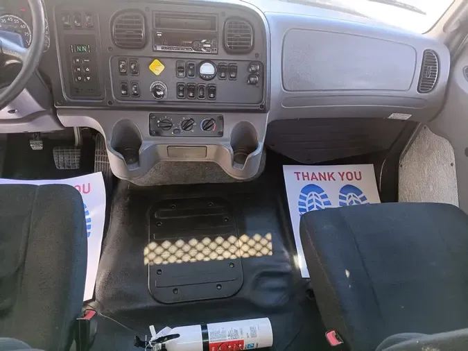 2019 FREIGHTLINER/MERCEDES M2 106