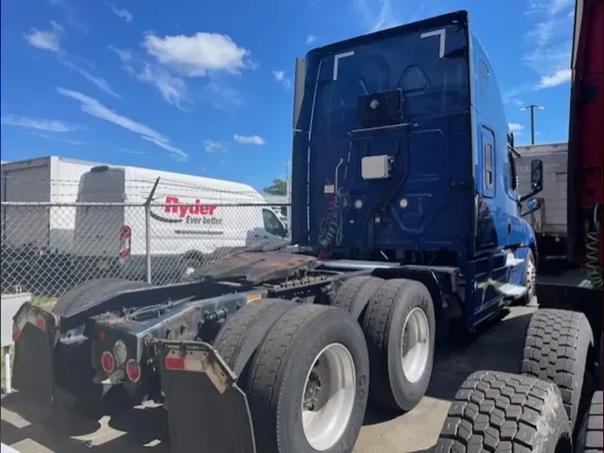 2019 FREIGHTLINER NEW CASCADIA PX12664