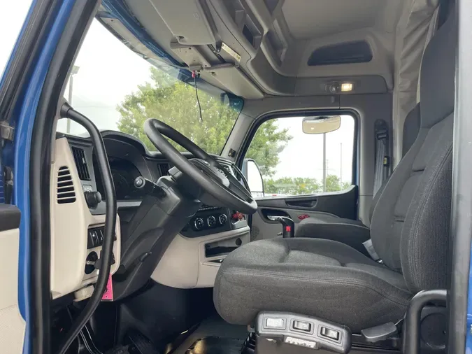 2022 Peterbilt 579