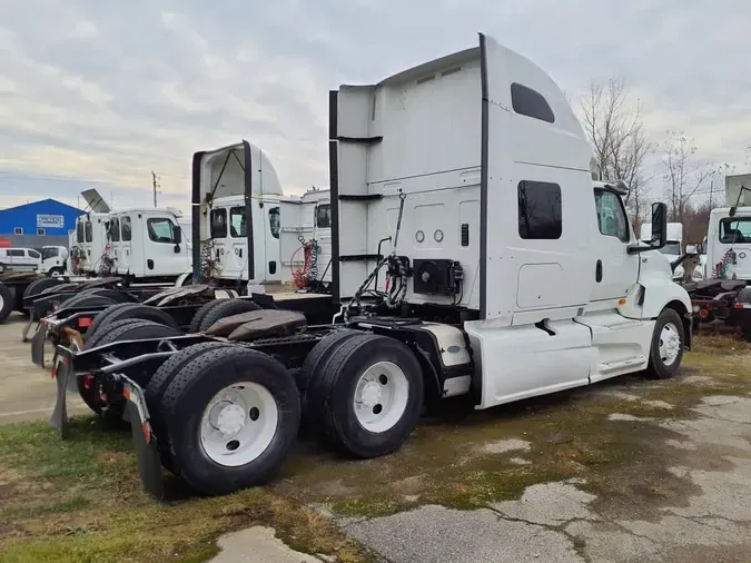 2019 NAVISTAR INTERNATIONAL LT625 SLPR CAB
