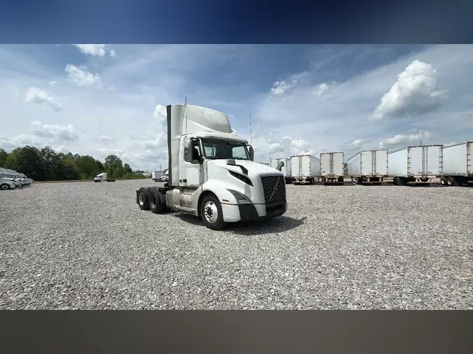 2020 Volvo VNL3006881b6b88d0804d3f281ef6db73c08db