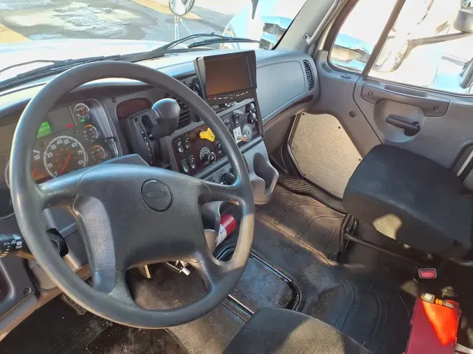 2020 FREIGHTLINER/MERCEDES M2 1066881eb0479b9c0595e5ef9df99050c7a