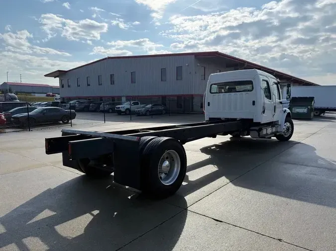 2018 Freightliner M2 106