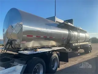 1980 FRUEHAUF FUEL TANKER
