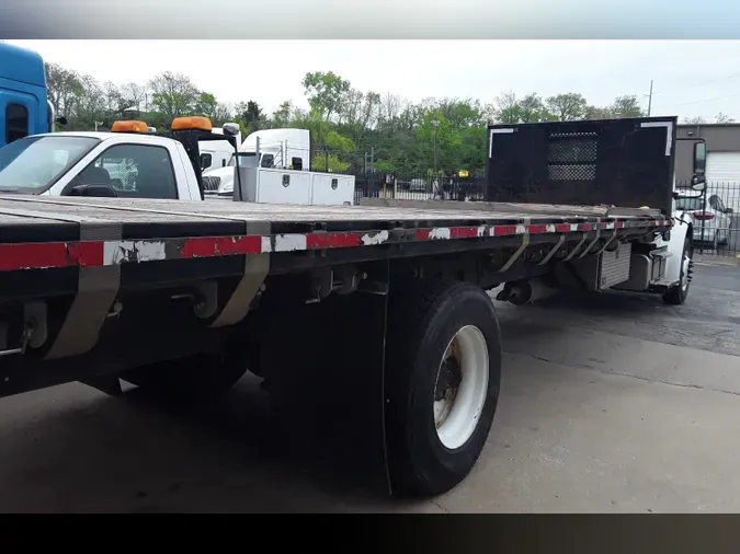 2013 FREIGHTLINER/MERCEDES M2 106