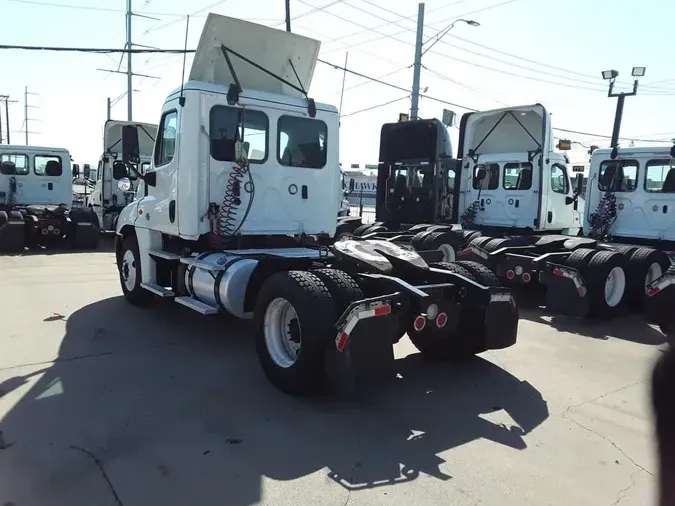 2019 FREIGHTLINER CASCADIA 125
