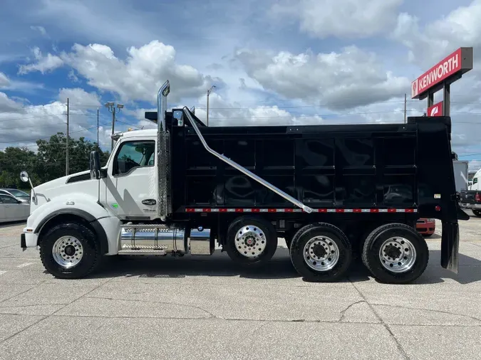 2026 Kenworth T880