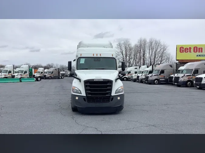 2021 Freightliner Cascadia 126689329c6d6aee3cd71688884bf2a8457
