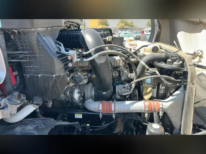 2024 Freightliner Cascadia 12668968251d051e21b0503a6c9926108f3