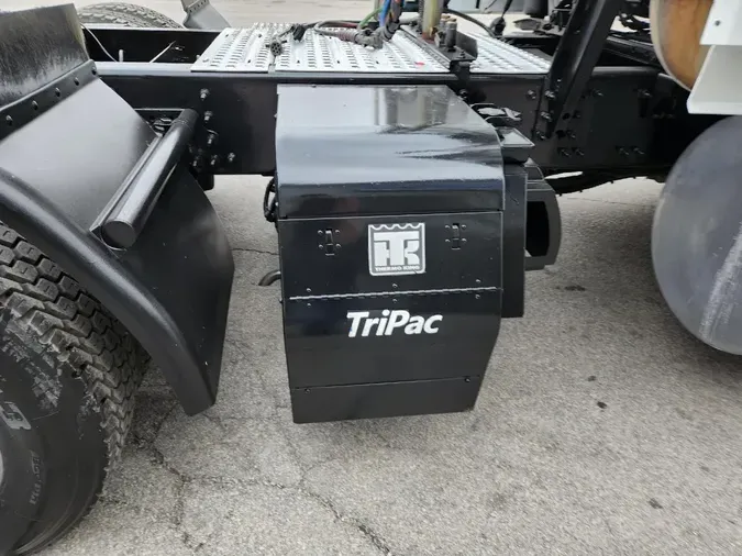 2021 VOLVO VNL64T7406897f17075b48c956e25fa69262cce40