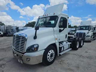 2019 FREIGHTLINER CASCADIA 125