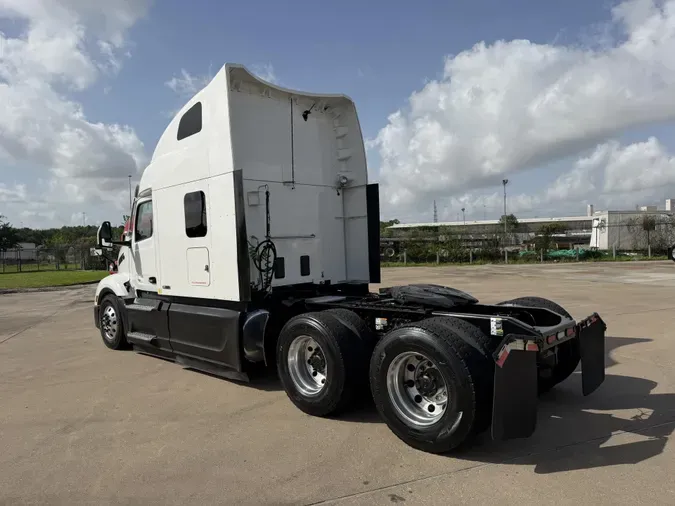 2022 Peterbilt 579