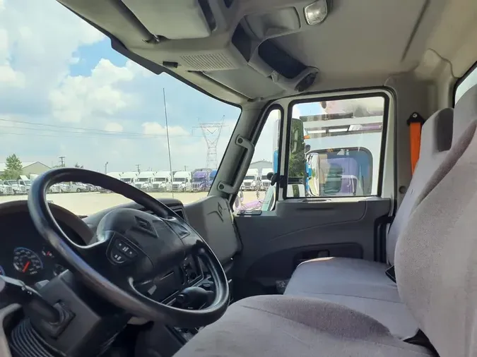 2019 NAVISTAR INTERNATIONAL 4300