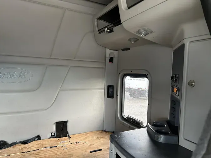 2021 Peterbilt 567