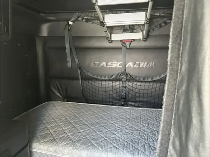 2023 FREIGHTLINER/MERCEDES NEW CASCADIA PX12664