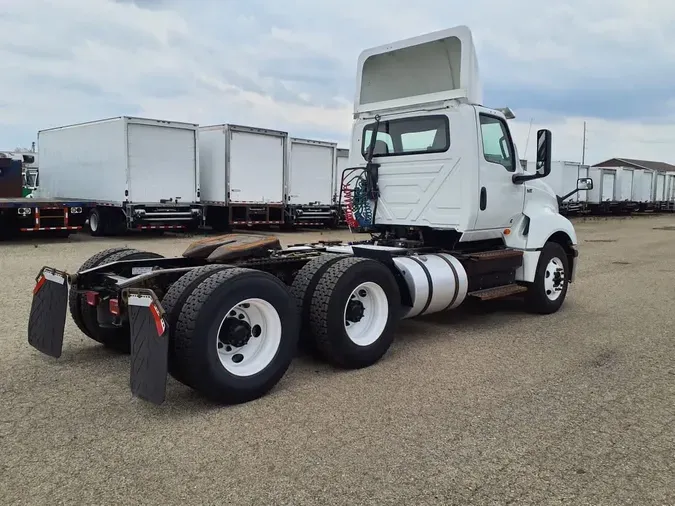2019 NAVISTAR INTERNATIONAL LT625 DAYCAB T/A