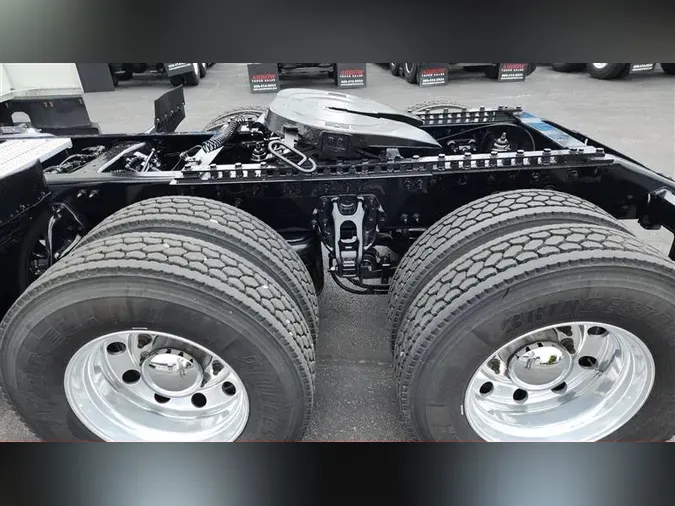 2020 PETERBILT 579