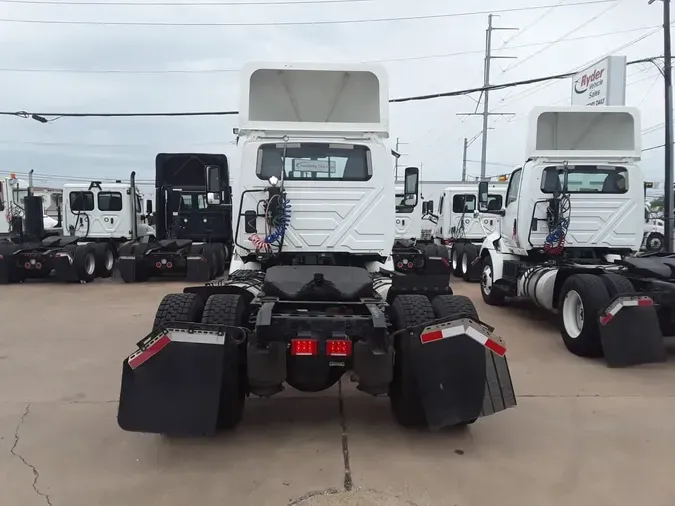 2020 NAVISTAR INTERNATIONAL RH613 DAYCAB S/A