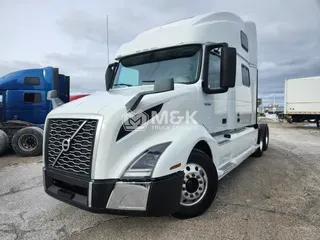 2020 VOLVO VNL64T860