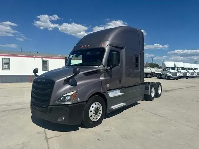 2021 Freightliner Cascadia68ac344c9ebd1003b00138a11f17c88e