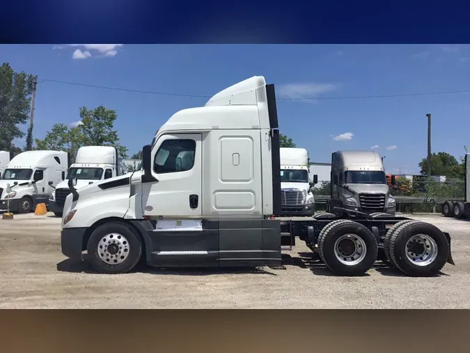 2020 Freightliner Cascadia