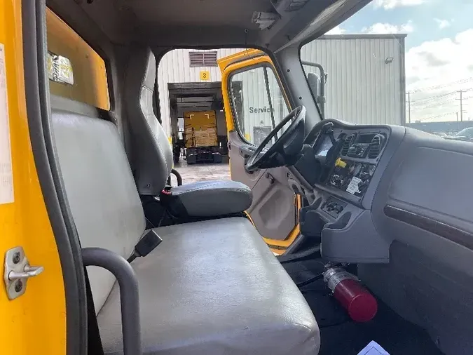 2019 Freightliner M2