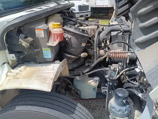 2020 FREIGHTLINER M2 106